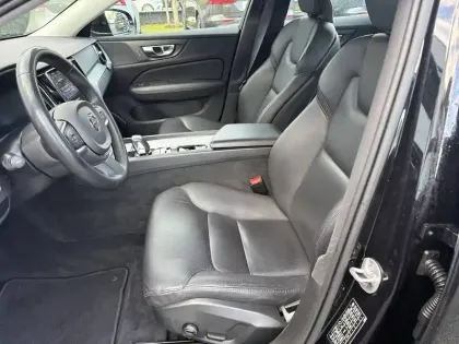 Photo 7 Volvo V60  B4 197 ch Geartronic 8