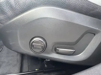 Photo 12 Volvo V60  B4 197 ch Geartronic 8