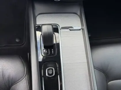 Photo 11 Volvo V60  B4 197 ch Geartronic 8