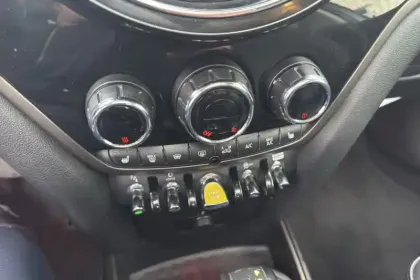 Photo 21 Mini Mini Countryman 125 - 95 ch ALL4 BVA6