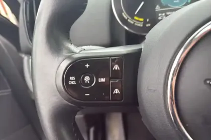 Photo 19 Mini Mini Countryman 125 - 95 ch ALL4 BVA6