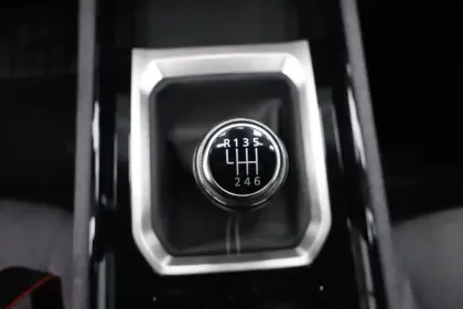 Photo 28 Renault Austral  mild hybrid advanced 130