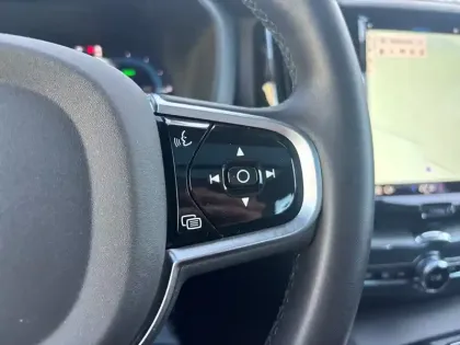 Photo 10 Volvo Xc60  T6 AWD Hybride rechargeable 253 ch+145 ch Geartronic 8