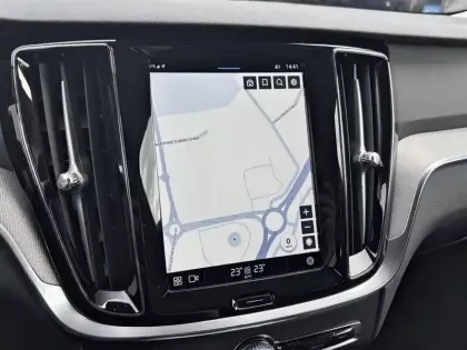 Photo 12 Volvo V60  B3 163 ch DCT 7