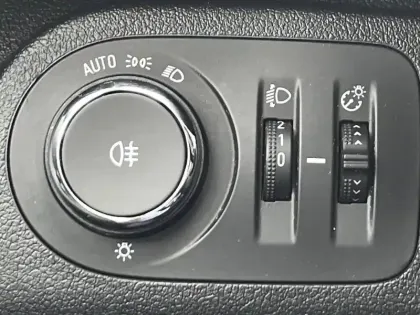 Photo 10 Opel Combo  CARGO M 650 KG BLUEHDI 100 S&S BVM6