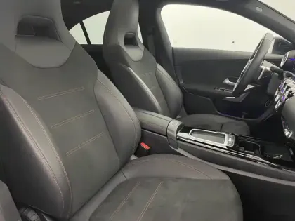 Photo 95 Mercedes CLA  Coupé 250 e Hybrid EQ 8G-DCT