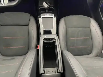 Photo 27 Mercedes CLA  Coupé 250 e Hybrid EQ 8G-DCT