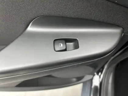 Photo 17 Hyundai Kona  Hybrid 141