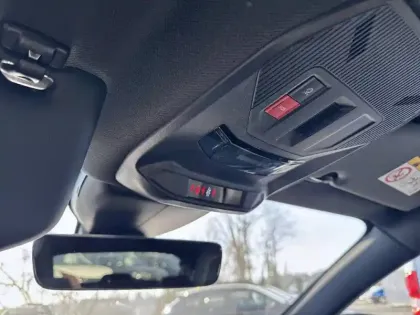 Photo 23 Peugeot 308  BlueHDi 130ch S&S EAT8