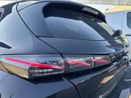 Photo 16 Peugeot 308  BlueHDi 130ch S&S EAT8