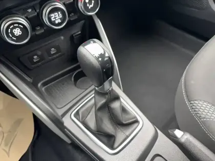 Photo 28 Dacia Duster  TCe 150 FAP 4x2 EDC