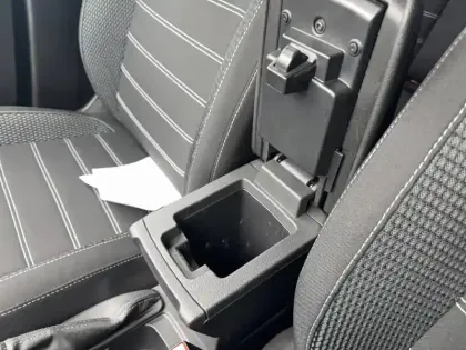 Photo 31 Dacia Duster  TCe 150 FAP 4x2 EDC