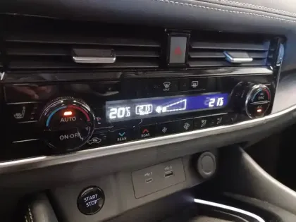 Photo 38 Nissan X-trail  e-POWER 204 ch