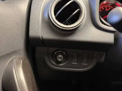 Photo 38 Dacia Sandero  ECO-G 100