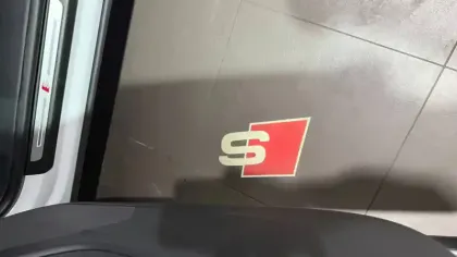 Photo 30 Audi Q8  55 TFSI e 381 Tiptronic 8 Quattro