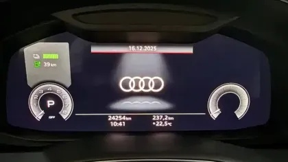 Photo 18 Audi Q8  55 TFSI e 381 Tiptronic 8 Quattro