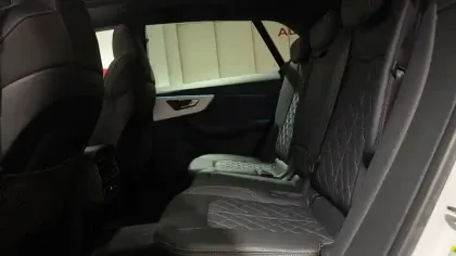 Photo 13 Audi Q8  55 TFSI e 381 Tiptronic 8 Quattro