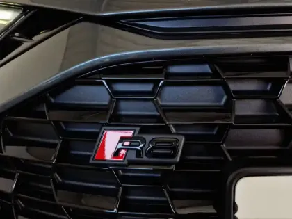 Photo 17 Audi R8  V10 5.2 FSI 540 S tronic 7 RWD