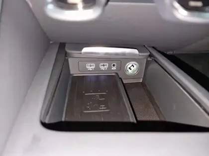 Photo 35 Audi R8  V10 5.2 FSI 540 S tronic 7 RWD