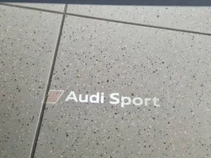 Photo 25 Audi R8  V10 5.2 FSI 540 S tronic 7 RWD