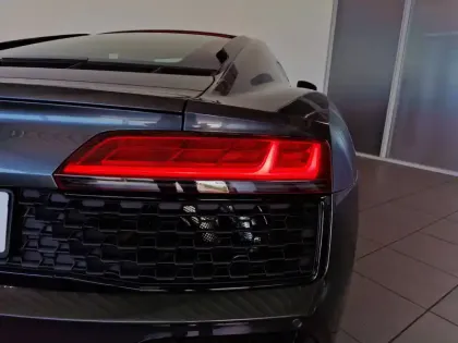 Photo 23 Audi R8  V10 5.2 FSI 540 S tronic 7 RWD