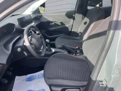 Photo 8 Peugeot 208  PureTech 100 S&S BVM6