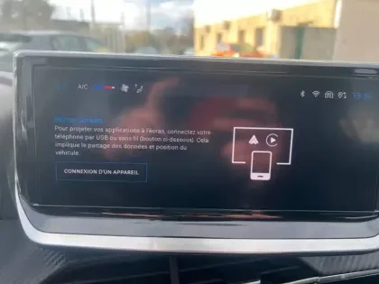 Photo 14 Peugeot 208  PureTech 100 S&S BVM6