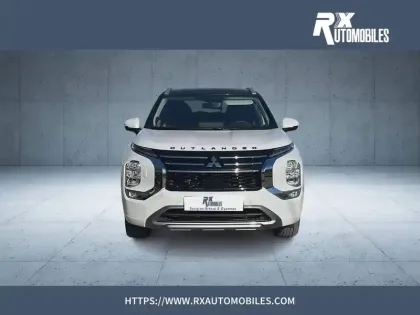 Photo 27 Mitsubishi Outlander  2.4 MIVEC PHEV 306 4WD