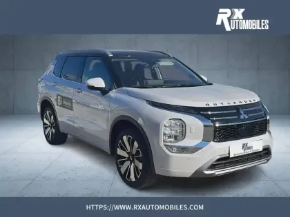 Photo 45 Mitsubishi Outlander  2.4 MIVEC PHEV 306 4WD