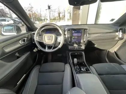 Photo 12 Volvo Xc40  B3 163 ch DCT7