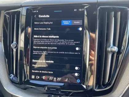 Photo 22 Volvo Xc60  T6 AWD Hybride rechargeable 253 ch+145 ch Geartronic 8