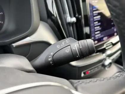 Photo 18 Volvo Xc60  B4 197 ch Geartronic 8