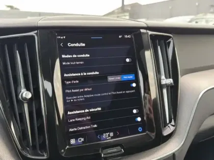 Photo 25 Volvo Xc60  B4 197 ch Geartronic 8