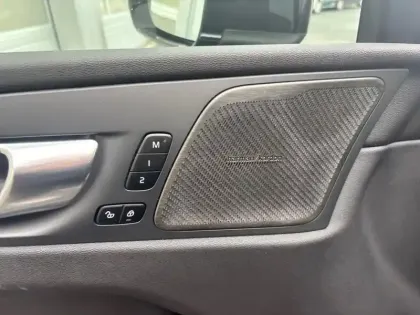 Photo 15 Volvo Xc60  T8 AWD Hybride rechargeable 310 ch+145 ch Geartronic 8