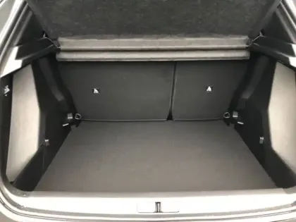 Photo 25 Peugeot 2008  Hybrid 145 e-DCS6