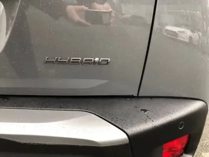 Photo 17 Peugeot 2008  Hybrid 145 e-DCS6