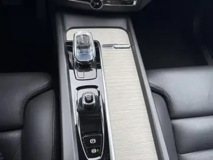 Photo 14 Volvo Xc60  T6 AWD Hybride rechargeable 253 ch+145 ch Geartronic 8