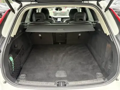 Photo 16 Volvo Xc60  T6 AWD Hybride rechargeable 253 ch+145 ch Geartronic 8