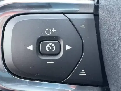 Photo 19 Volvo Xc40  D3 AdBlue 150 ch Geartronic 8