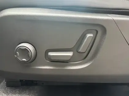 Photo 15 Volvo Xc40  B3 163 ch DCT7