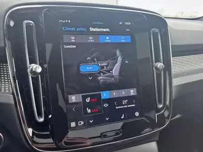 Photo 11 Volvo Xc40  B3 163 ch DCT7