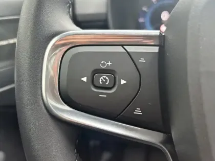 Photo 6 Volvo Xc40  B3 163 ch DCT7