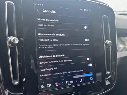 Photo 17 Volvo Xc40  B3 163 ch DCT7