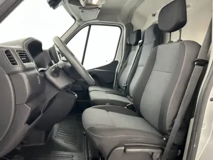 Photo 17 Renault Master  FGN TRAC F3500 L2H2 DCI 135