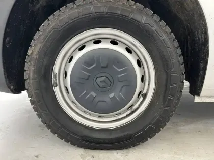 Photo 26 Renault Master  FGN TRAC F3500 L2H2 DCI 135