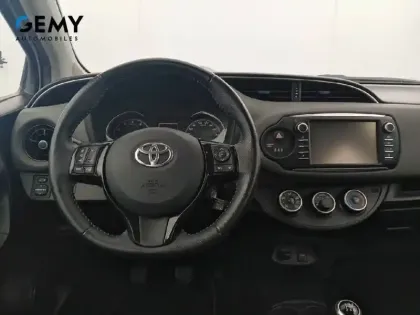 Photo 7 Toyota Yaris  Pro 70 VVT-i