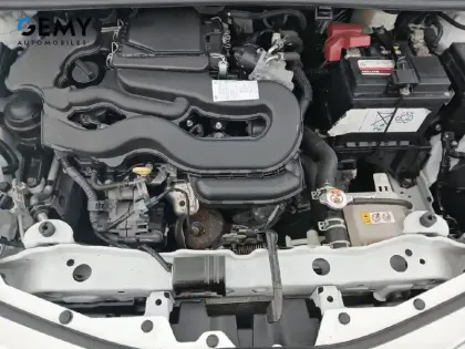 Photo 34 Toyota Yaris  Pro 70 VVT-i