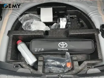 Photo 21 Toyota Yaris  Pro 70 VVT-i