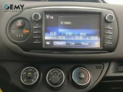 Photo 36 Toyota Yaris  Pro 70 VVT-i