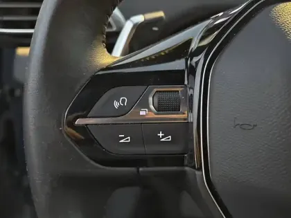 Photo 18 Peugeot 3008  BlueHDi 130ch S&S EAT8